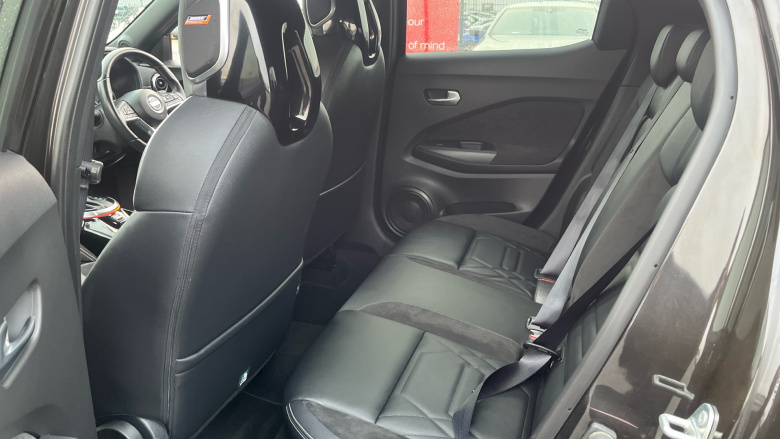 Nissan Juke 1.0 DiG-T Premiere Edition 5dr DCT Petrol Hatchback